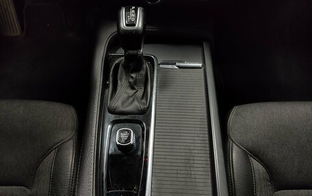 Volvo V90 Cross Country I рестайлинг, 2018 год, 2 370 000 рублей, 13 фотография