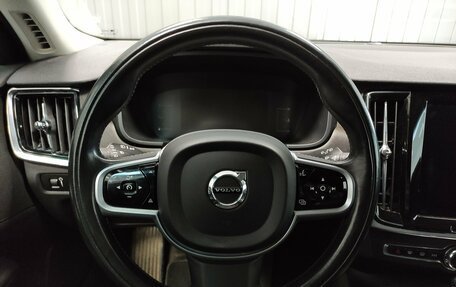 Volvo V90 Cross Country I рестайлинг, 2018 год, 2 370 000 рублей, 7 фотография