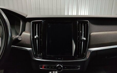 Volvo V90 Cross Country I рестайлинг, 2018 год, 2 370 000 рублей, 12 фотография