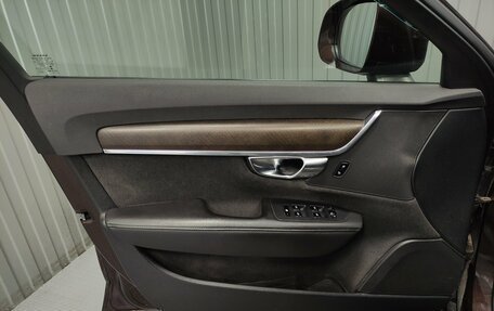 Volvo V90 Cross Country I рестайлинг, 2018 год, 2 370 000 рублей, 14 фотография