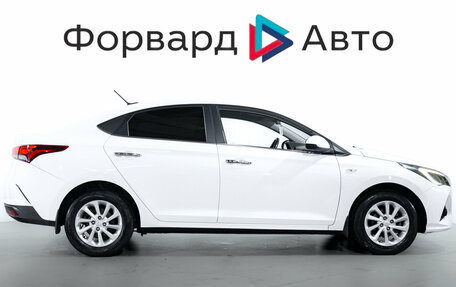 Hyundai Solaris II рестайлинг, 2021 год, 1 600 000 рублей, 9 фотография