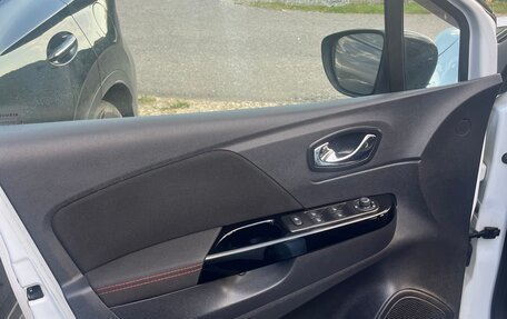 Renault Kaptur I рестайлинг, 2018 год, 1 230 000 рублей, 2 фотография