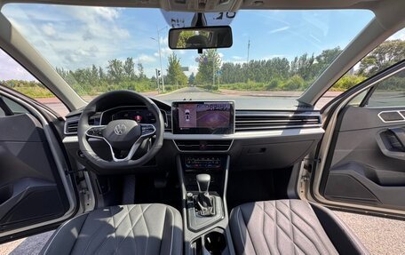 Volkswagen Tiguan II, 2022 год, 2 501 000 рублей, 8 фотография