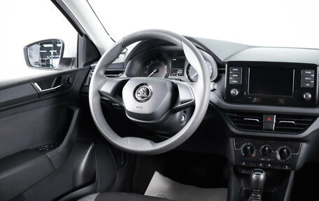 Skoda Rapid II, 2021 год, 1 799 000 рублей, 12 фотография