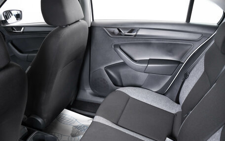 Skoda Rapid II, 2021 год, 1 799 000 рублей, 9 фотография