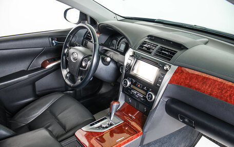 Toyota Camry, 2013 год, 1 819 000 рублей, 12 фотография