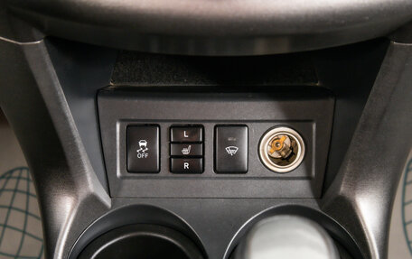 Toyota RAV4, 2011 год, 1 739 000 рублей, 20 фотография