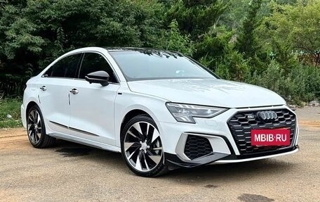 Audi A3, 2022 год, 2 420 000 рублей, 2 фотография
