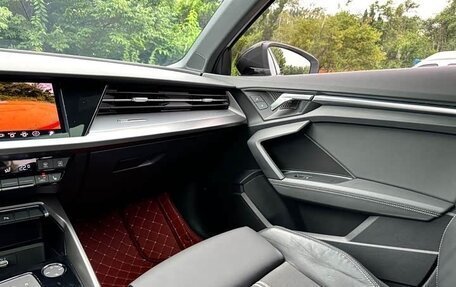 Audi A3, 2022 год, 2 420 000 рублей, 14 фотография