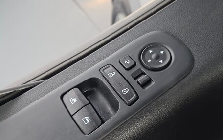 Hyundai Staria, 2023 год, 6 252 700 рублей, 16 фотография