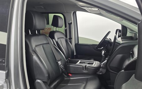 Hyundai Staria, 2023 год, 6 252 700 рублей, 25 фотография