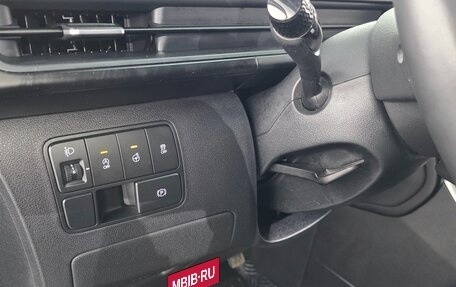 Hyundai Staria, 2023 год, 6 252 700 рублей, 28 фотография