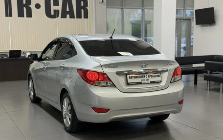 Hyundai Solaris II рестайлинг, 2013 год, 825 000 рублей, 3 фотография