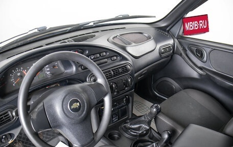 Chevrolet Niva I рестайлинг, 2015 год, 649 000 рублей, 8 фотография