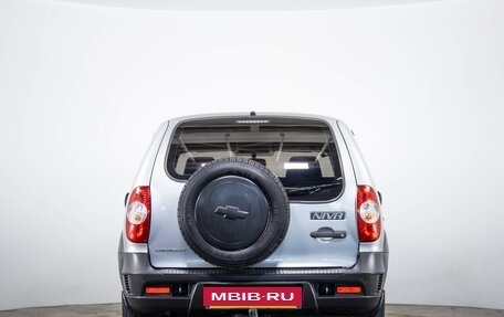 Chevrolet Niva I рестайлинг, 2015 год, 649 000 рублей, 6 фотография
