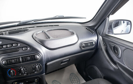 Chevrolet Niva I рестайлинг, 2015 год, 649 000 рублей, 14 фотография