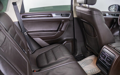 Volkswagen Touareg III, 2015 год, 3 200 000 рублей, 10 фотография