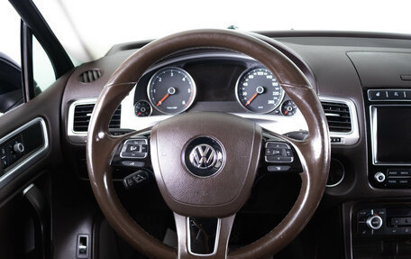 Volkswagen Touareg III, 2015 год, 3 200 000 рублей, 15 фотография