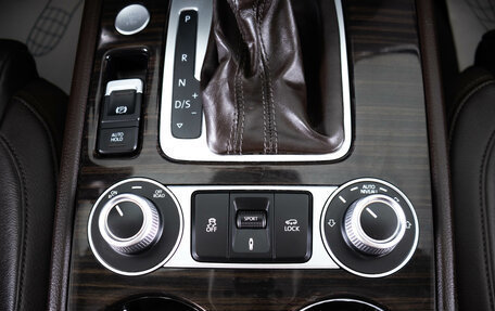 Volkswagen Touareg III, 2015 год, 3 200 000 рублей, 22 фотография