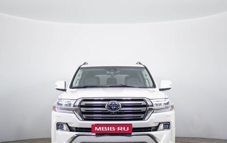 Toyota Land Cruiser 200, 2017 год, 7 300 000 рублей, 2 фотография