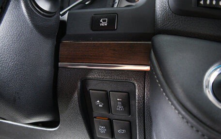 Toyota Land Cruiser 200, 2017 год, 7 300 000 рублей, 26 фотография