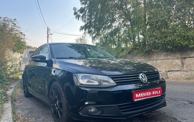 Volkswagen Jetta VI, 2014 год, 1 250 000 рублей, 1 фотография