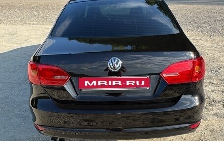 Volkswagen Jetta VI, 2014 год, 1 250 000 рублей, 4 фотография