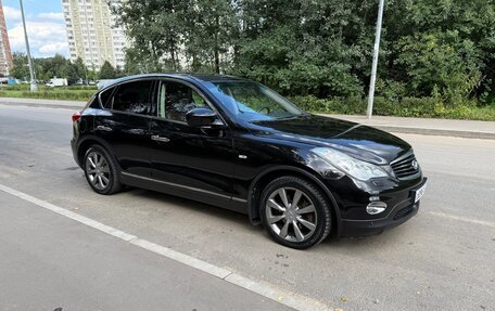 Infiniti QX50 I рестайлинг, 2014 год, 1 390 000 рублей, 3 фотография