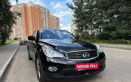 Infiniti QX50 I рестайлинг, 2014 год, 1 390 000 рублей, 2 фотография