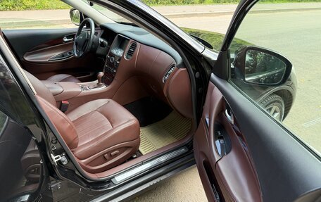 Infiniti QX50 I рестайлинг, 2014 год, 1 390 000 рублей, 17 фотография
