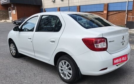 Renault Logan II, 2018 год, 950 000 рублей, 7 фотография