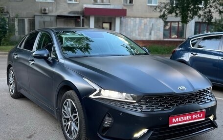 KIA K5, 2021 год, 2 300 000 рублей, 1 фотография