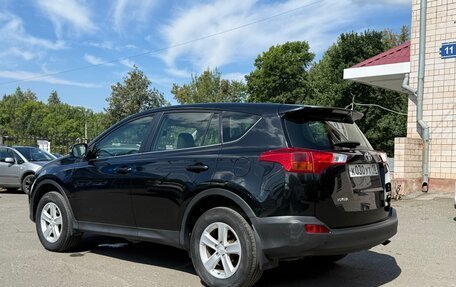 Toyota RAV4, 2015 год, 2 299 000 рублей, 3 фотография