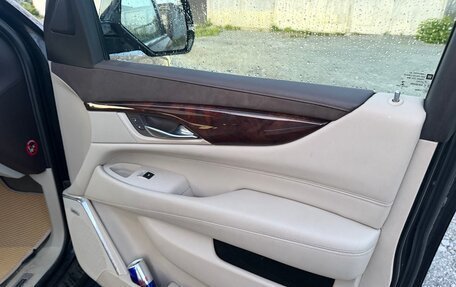Cadillac Escalade IV, 2015 год, 3 100 000 рублей, 23 фотография