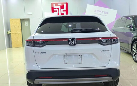 Honda Vezel, 2023 год, 1 490 000 рублей, 6 фотография