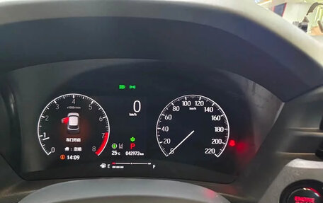 Honda Vezel, 2023 год, 1 490 000 рублей, 12 фотография