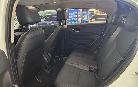Honda Vezel, 2023 год, 1 490 000 рублей, 14 фотография