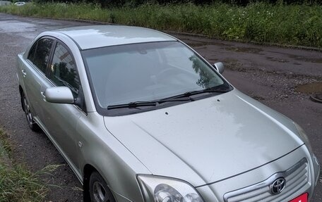 Toyota Avensis III рестайлинг, 2005 год, 385 000 рублей, 3 фотография