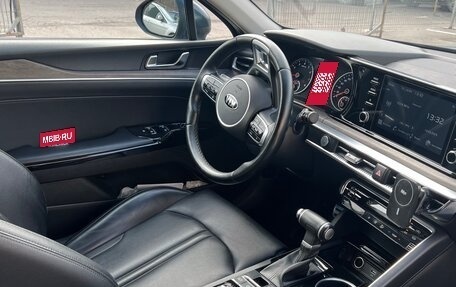 KIA K5, 2021 год, 2 300 000 рублей, 6 фотография