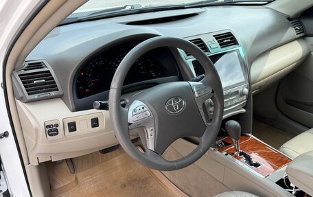 Toyota Camry, 2011 год, 1 290 000 рублей, 10 фотография