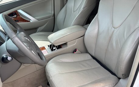 Toyota Camry, 2011 год, 1 290 000 рублей, 12 фотография