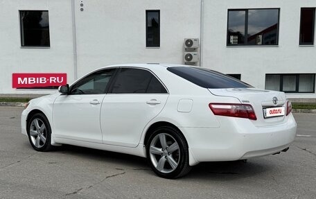 Toyota Camry, 2011 год, 1 290 000 рублей, 7 фотография