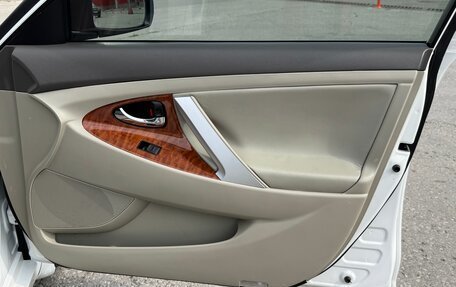 Toyota Camry, 2011 год, 1 290 000 рублей, 17 фотография