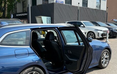 BMW 3 серия, 2022 год, 3 190 000 рублей, 12 фотография