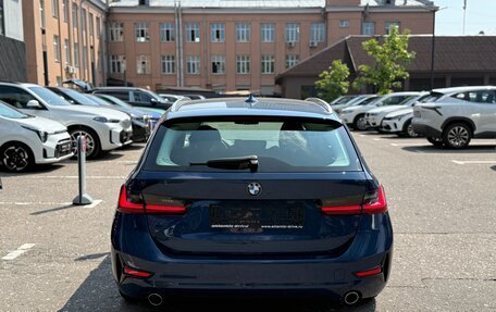 BMW 3 серия, 2022 год, 3 190 000 рублей, 10 фотография
