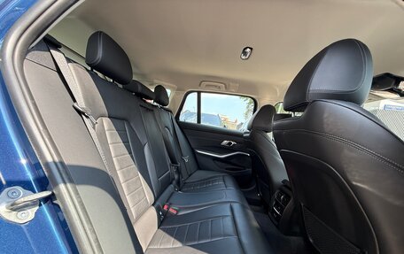 BMW 3 серия, 2022 год, 3 190 000 рублей, 13 фотография