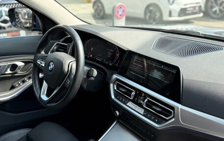 BMW 3 серия, 2022 год, 3 190 000 рублей, 18 фотография