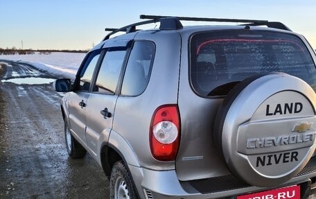 Chevrolet Niva I рестайлинг, 2011 год, 330 000 рублей, 4 фотография
