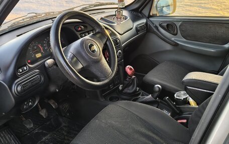 Chevrolet Niva I рестайлинг, 2011 год, 330 000 рублей, 5 фотография