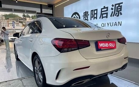 Mercedes-Benz A-Класс, 2023 год, 1 810 000 рублей, 3 фотография